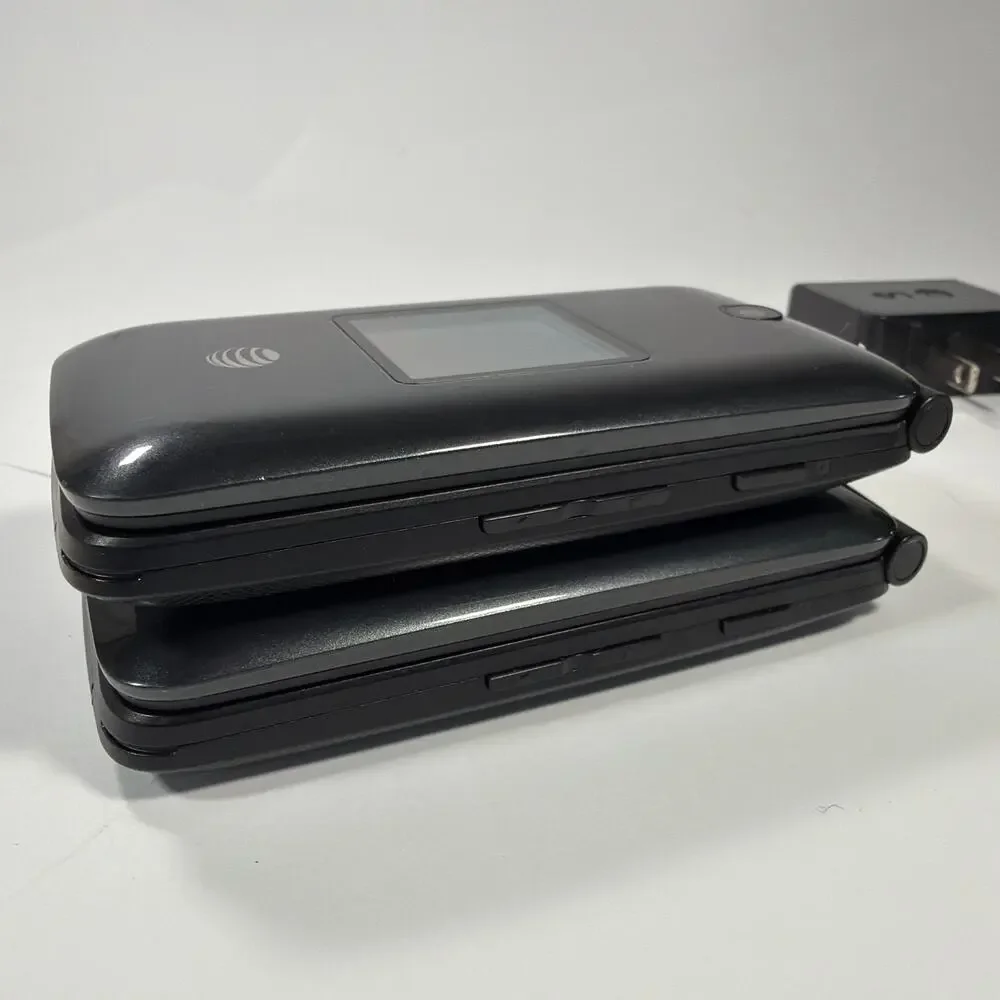 Alcatel Cingular Flip 2 4044O AT&T Flip Phones Lot of 2 With Chargers